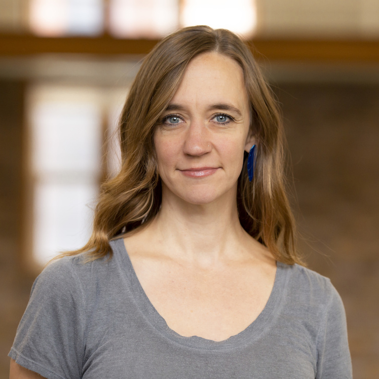 Mindy headshot
